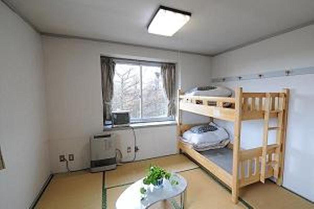Kusatsu Kogen Youth Hostel Kamer foto